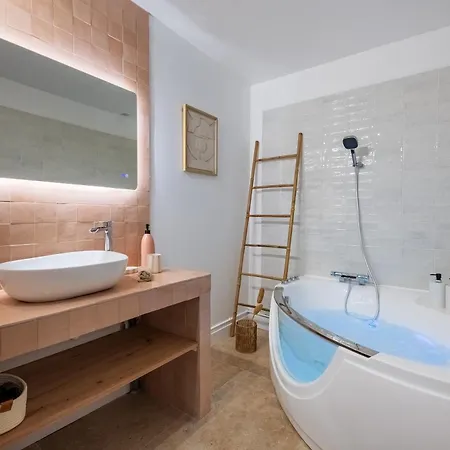 La Chaleureuse - Jacuzzi Prive *